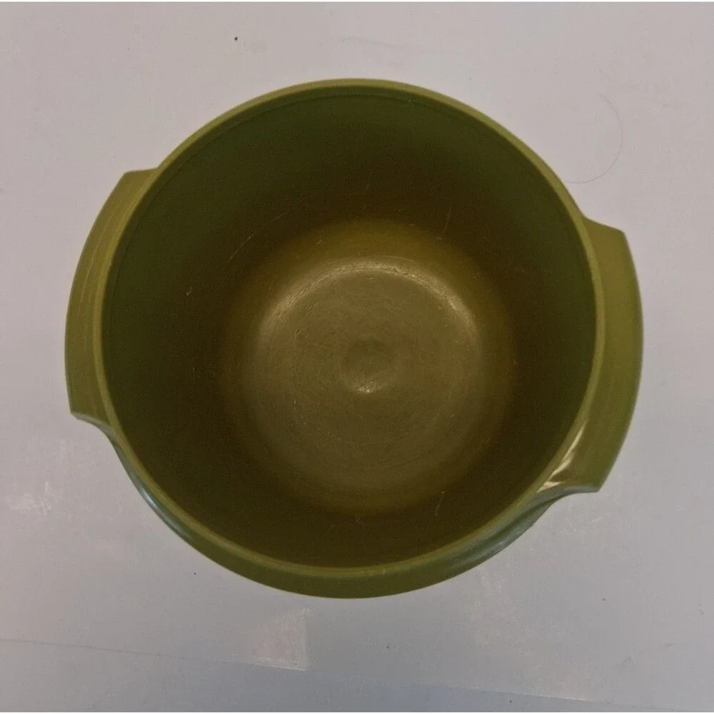 Vintage Tupperware 886-33 Avocado Green 16 oz Bowl Made in USA MCM 1970s Retro